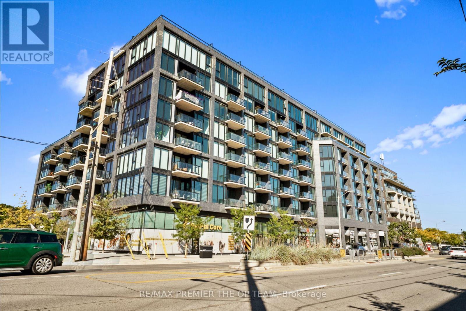 406 - 7 Smith Crescent N, Toronto, Ontario  M8Z 0G3 - Photo 2 - W12537690