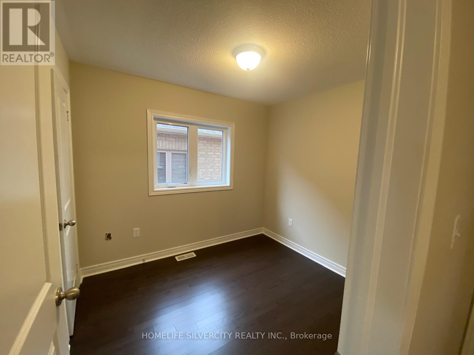 142 Finegan Circle, Brampton, Ontario  L7A 4Z7 - Photo 16 - W12537694