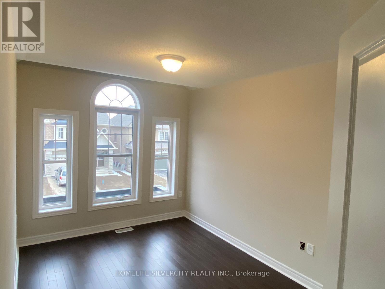 142 Finegan Circle, Brampton, Ontario  L7A 4Z7 - Photo 19 - W12537694