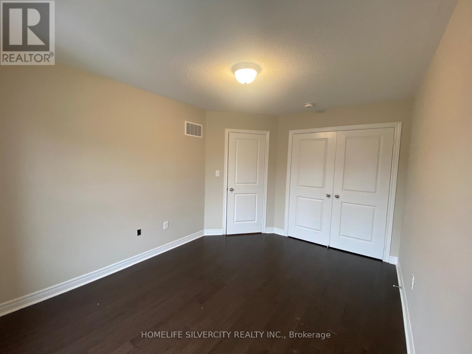 142 Finegan Circle, Brampton, Ontario  L7A 4Z7 - Photo 23 - W12537694