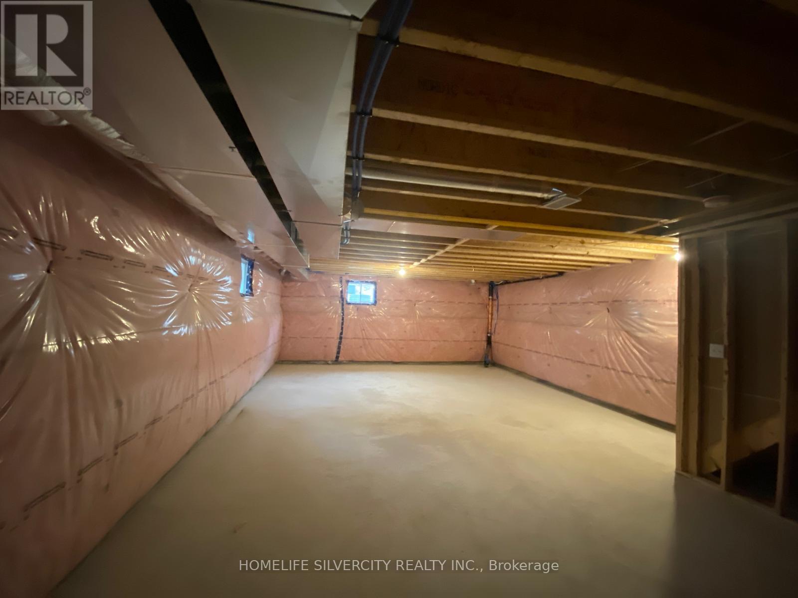 142 Finegan Circle, Brampton, Ontario  L7A 4Z7 - Photo 28 - W12537694