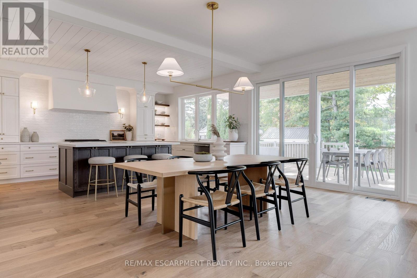 684 Peele Boulevard, Burlington, Ontario  L7R 3B9 - Photo 13 - W12537698