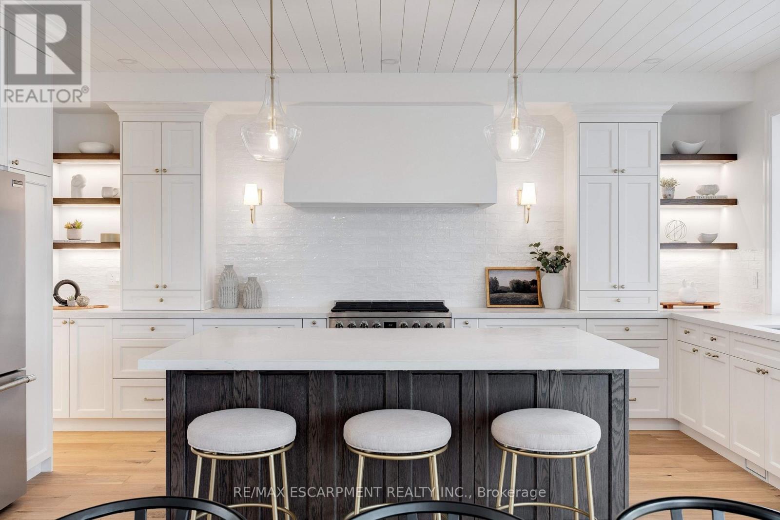 684 Peele Boulevard, Burlington, Ontario  L7R 3B9 - Photo 15 - W12537698