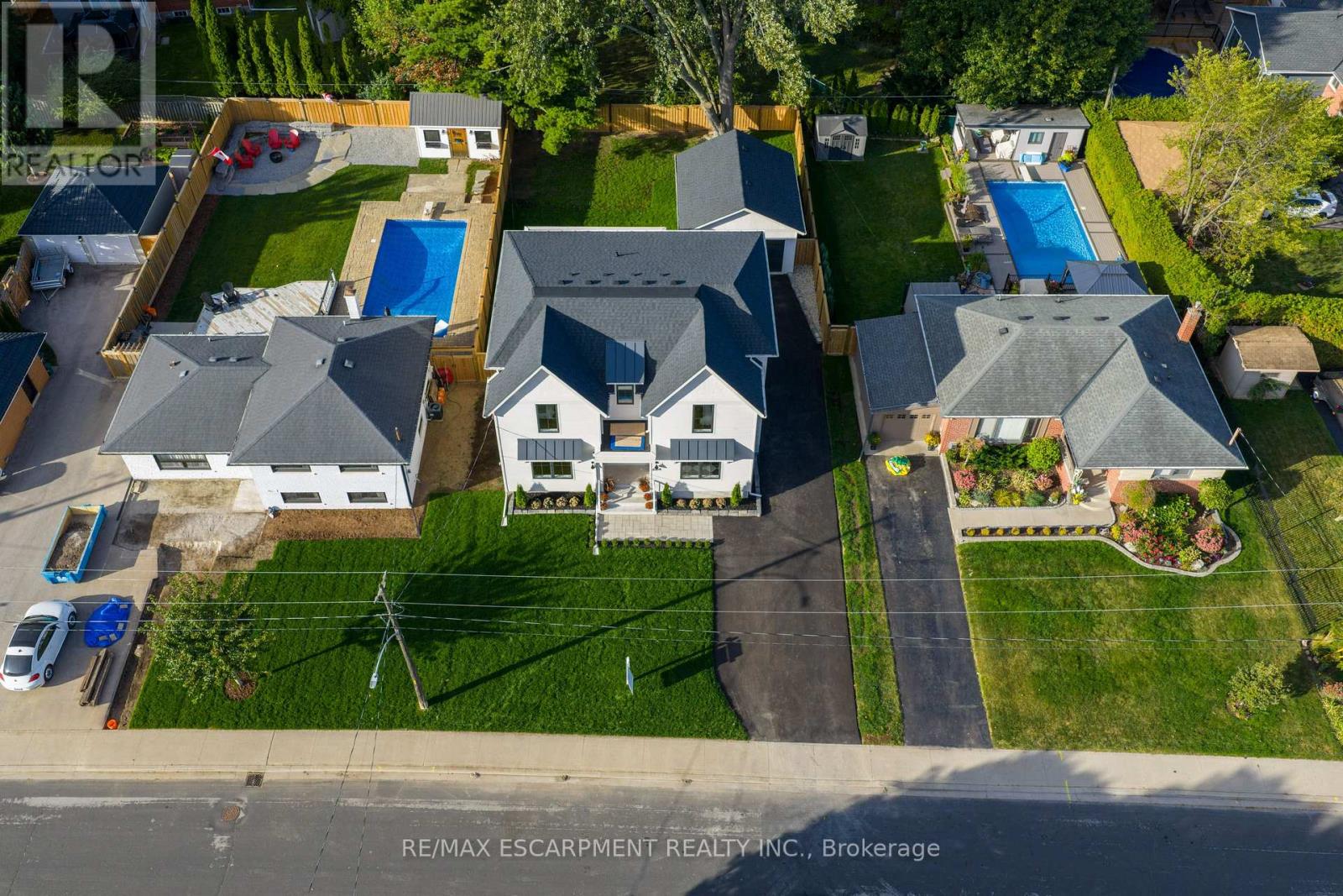 684 Peele Boulevard, Burlington, Ontario  L7R 3B9 - Photo 48 - W12537698