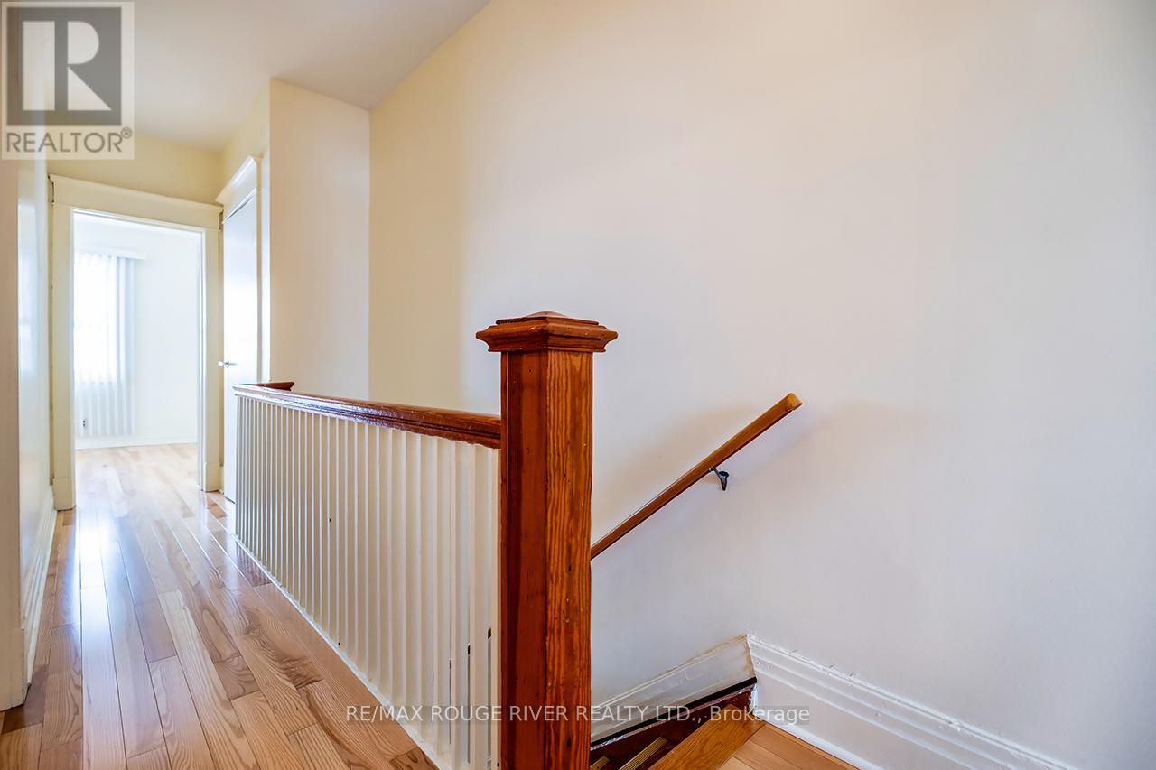 17 Talbot Street, Toronto, Ontario  M6N 1G5 - Photo 18 - W12537712