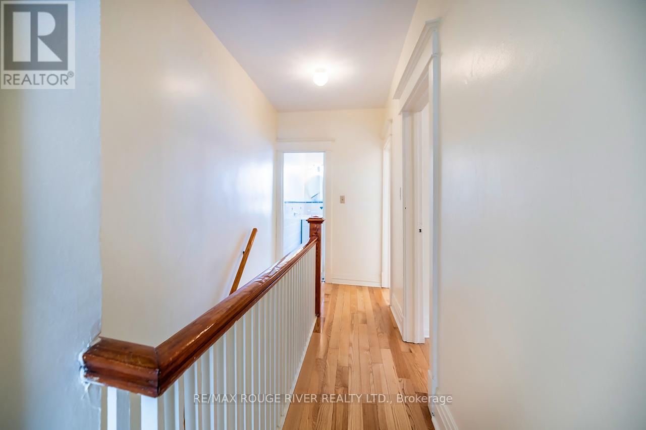 17 Talbot Street, Toronto, Ontario  M6N 1G5 - Photo 19 - W12537712