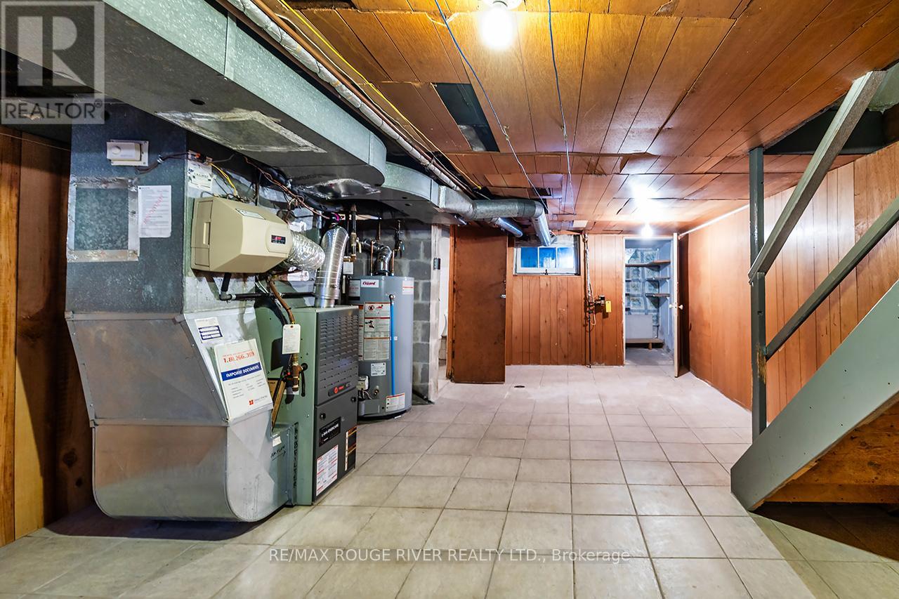 17 Talbot Street, Toronto, Ontario  M6N 1G5 - Photo 28 - W12537712