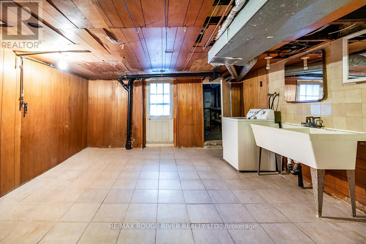 17 Talbot Street, Toronto, Ontario  M6N 1G5 - Photo 29 - W12537712