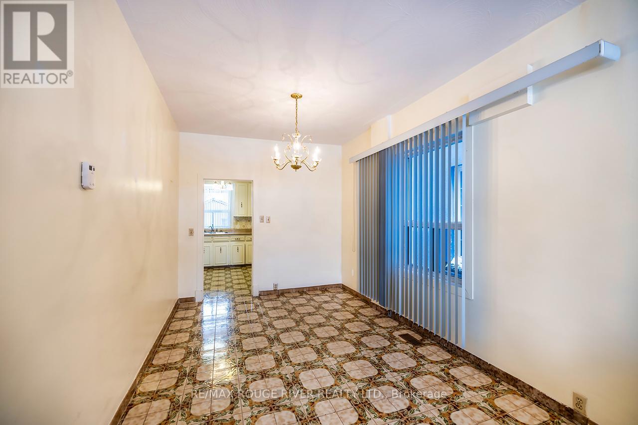 17 Talbot Street, Toronto, Ontario  M6N 1G5 - Photo 9 - W12537712