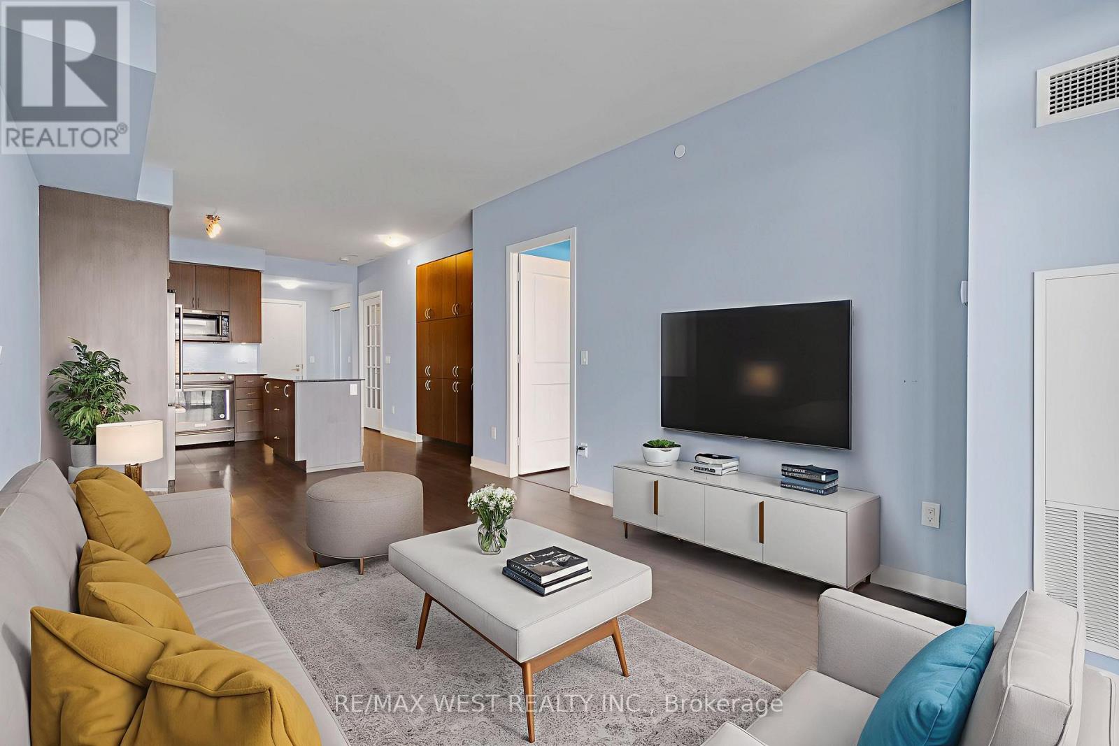 1002 - 4655 Glen Erin Drive, Mississauga, Ontario  L5M 0Z1 - Photo 5 - W12537748