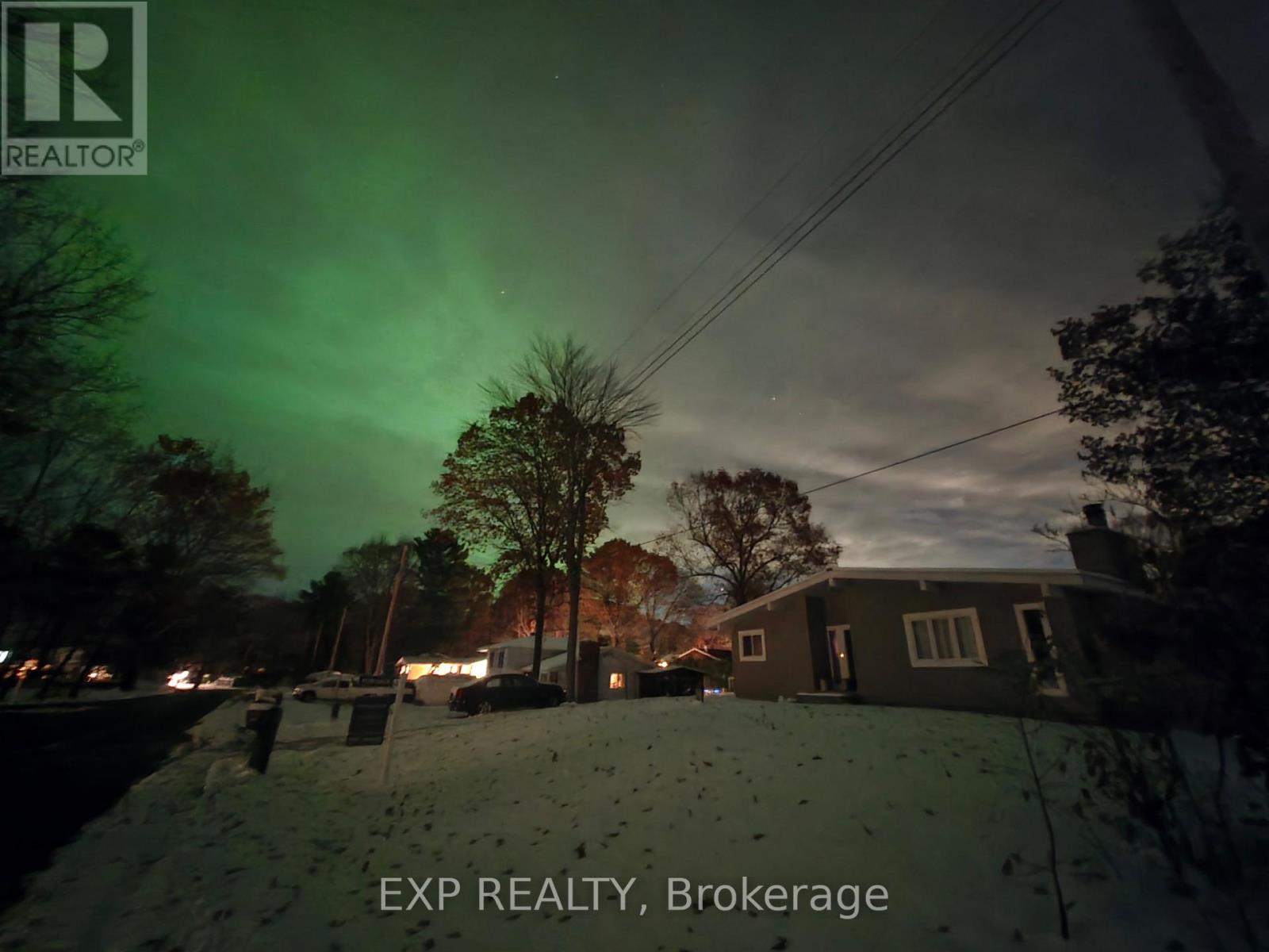 136 Resthaven Avenue, Ottawa, Ontario  K0A 3M0 - Photo 36 - X12475244