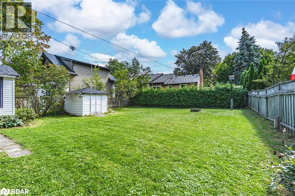 85 Tyler Street, Aurora, Ontario  L4G 2N4 - Photo 3 - 40787808