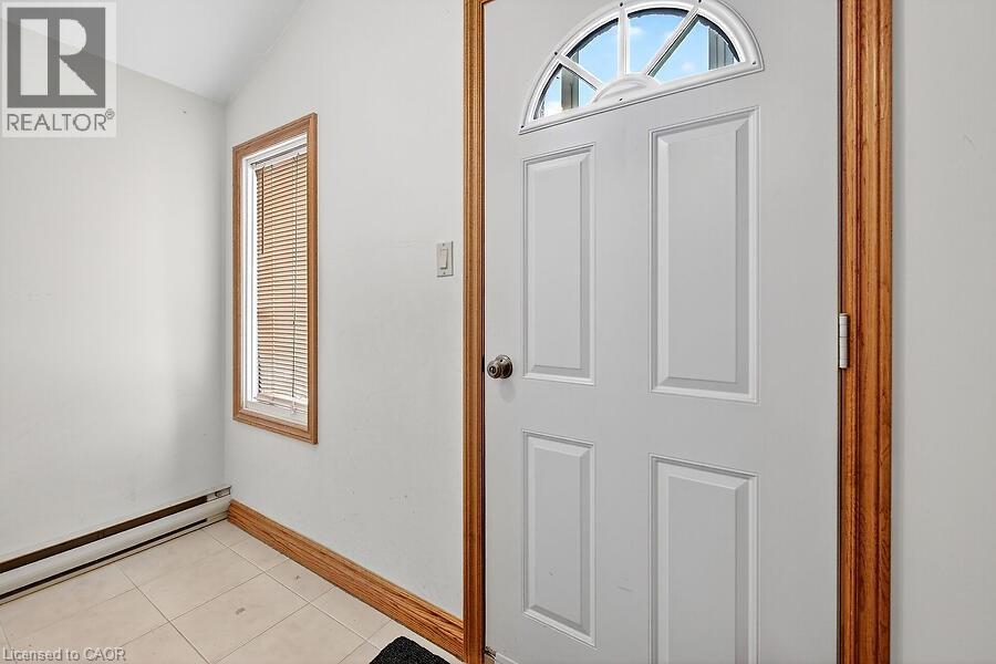 80 Tyrone Drive, Hamilton, Ontario L9C 2M7 - Photo 4 - 40787511