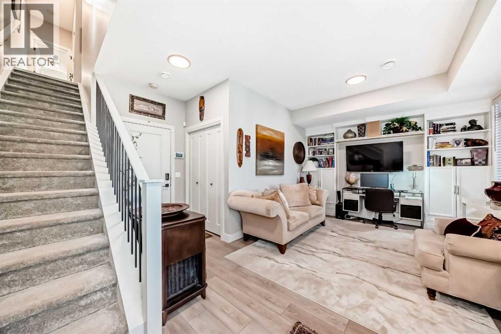 17 Royal Elm Green Nw, Calgary, Alberta  T3G 0G8 - Photo 36 - A2258218