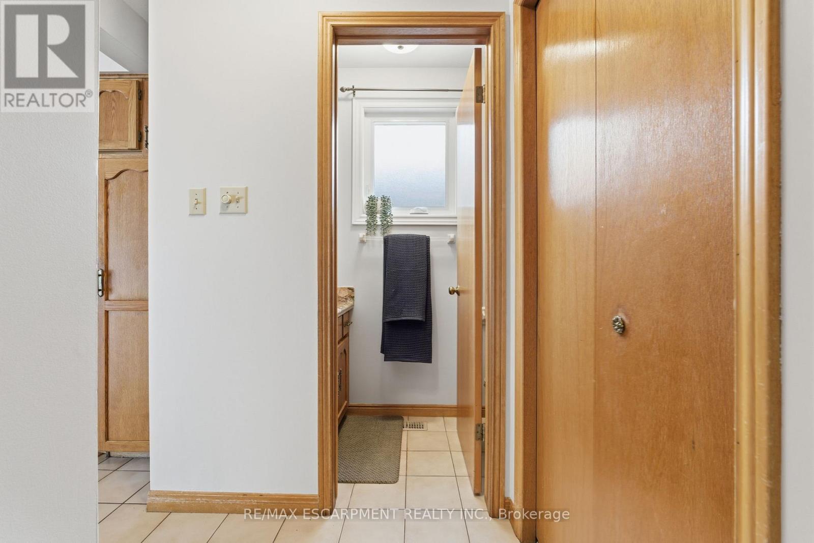 121 Parkwood Crescent, Hamilton, Ontario  L8V 4Z6 - Photo 21 - X12537462