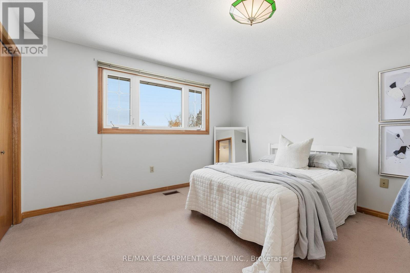 121 Parkwood Crescent, Hamilton, Ontario  L8V 4Z6 - Photo 31 - X12537462