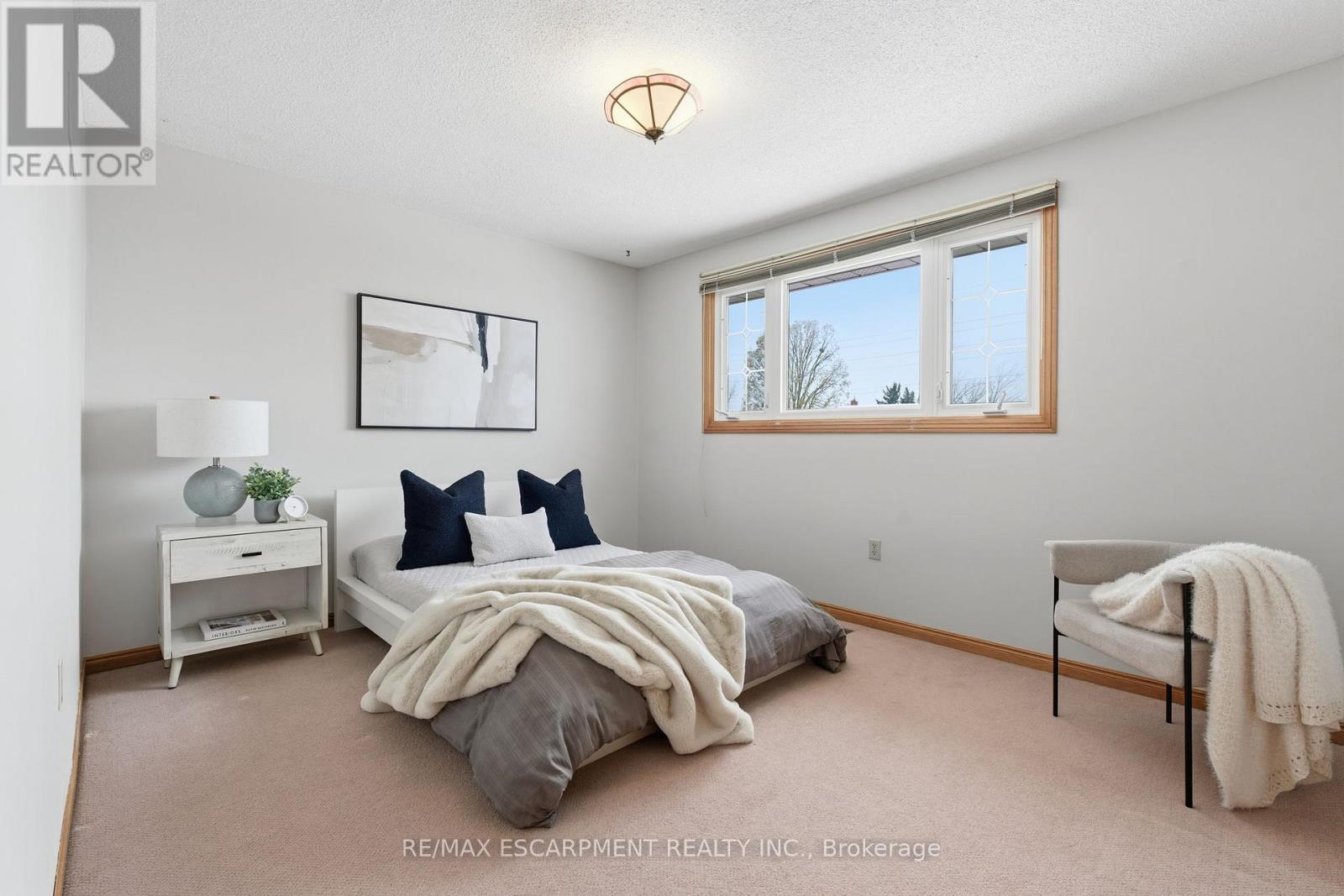 121 Parkwood Crescent, Hamilton, Ontario  L8V 4Z6 - Photo 35 - X12537462