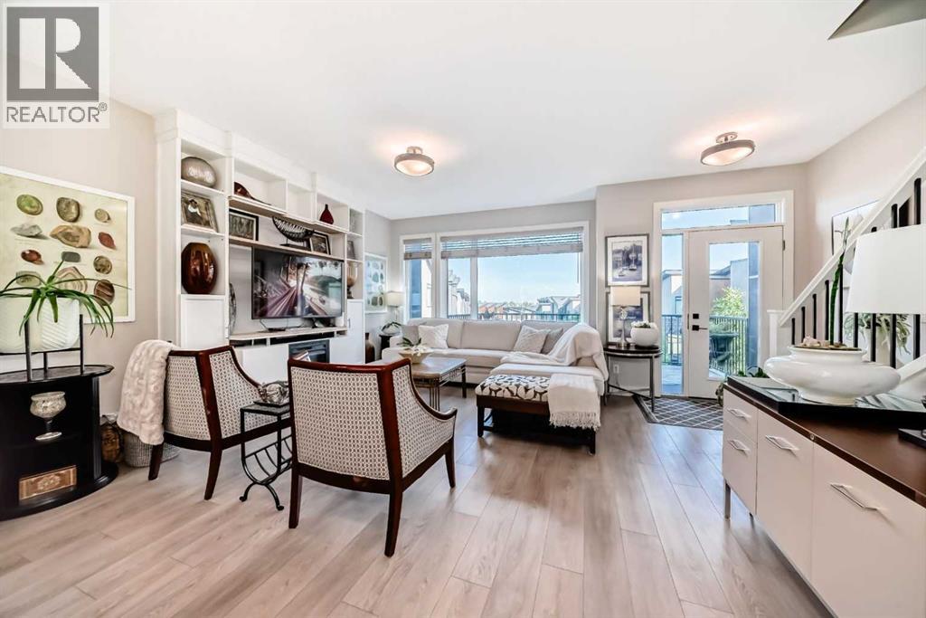 17 Royal Elm Green Nw, Calgary, Alberta  T3G 0G8 - Photo 11 - A2258218