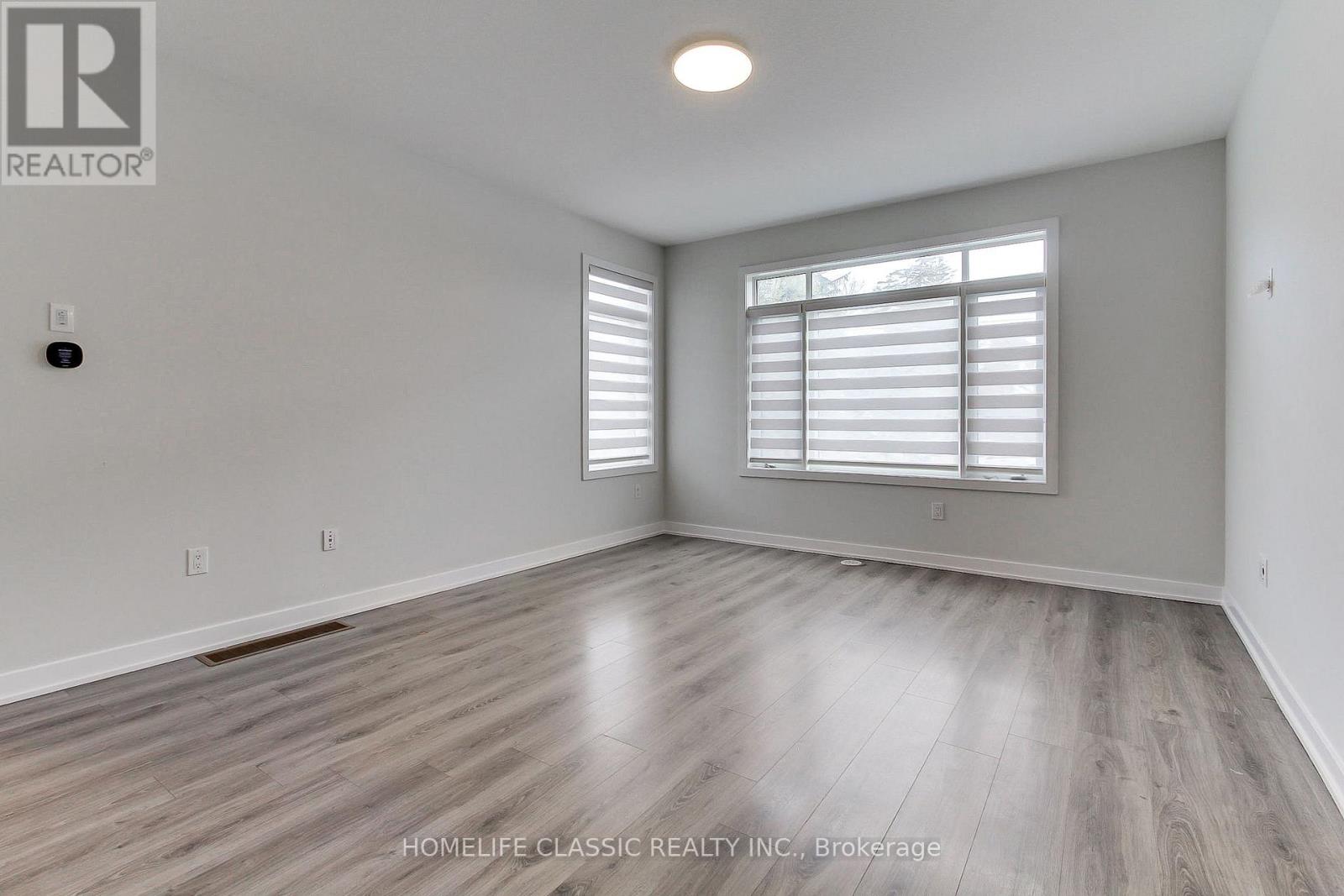 #1 - 590 North Service Road, Hamilton, Ontario  L8E 5A7 - Photo 15 - X12537582