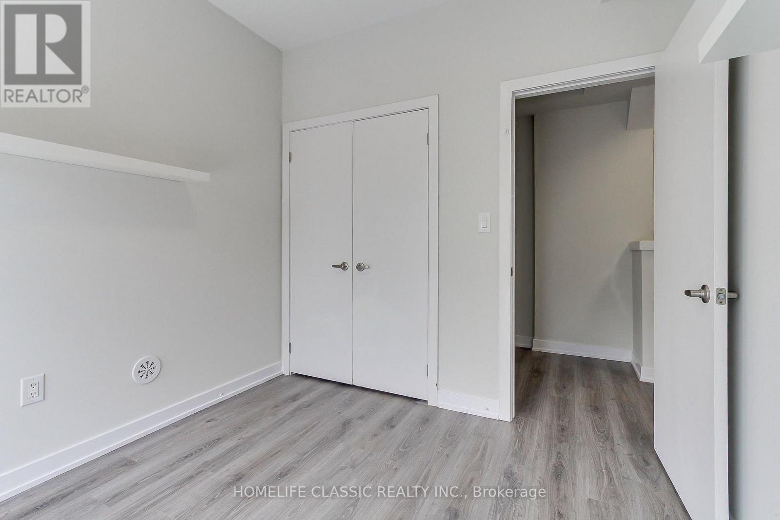 #1 - 590 North Service Road, Hamilton, Ontario  L8E 5A7 - Photo 32 - X12537582