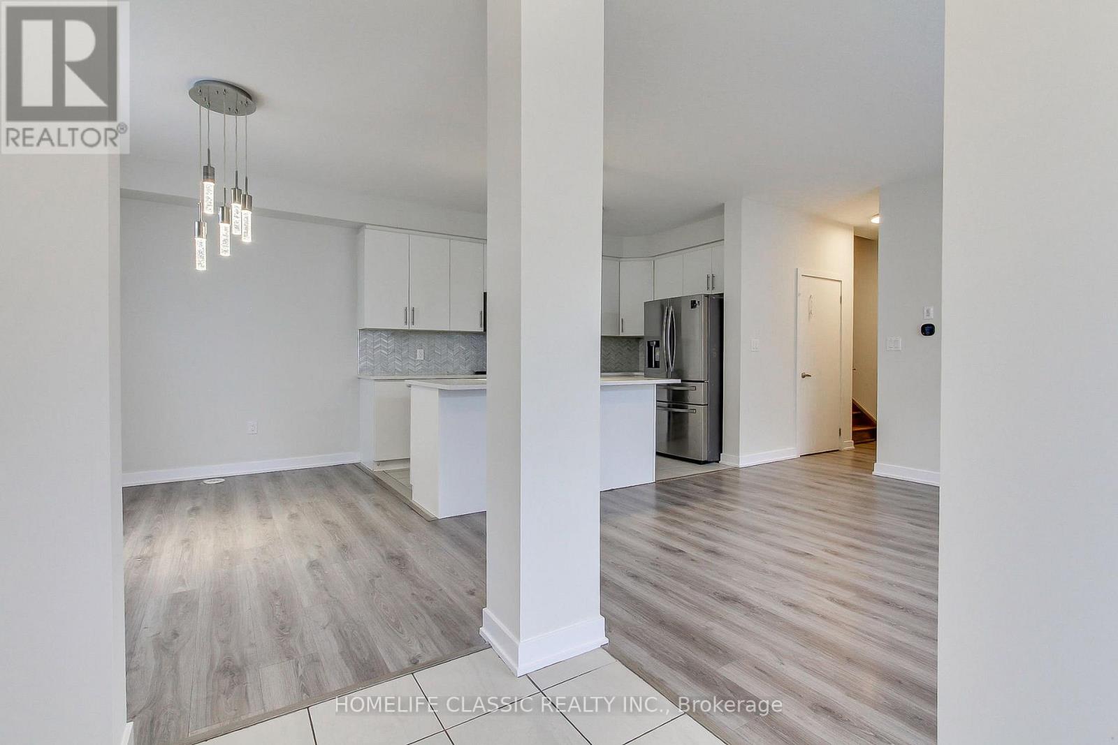 #1 - 590 North Service Road, Hamilton, Ontario  L8E 5A7 - Photo 6 - X12537582