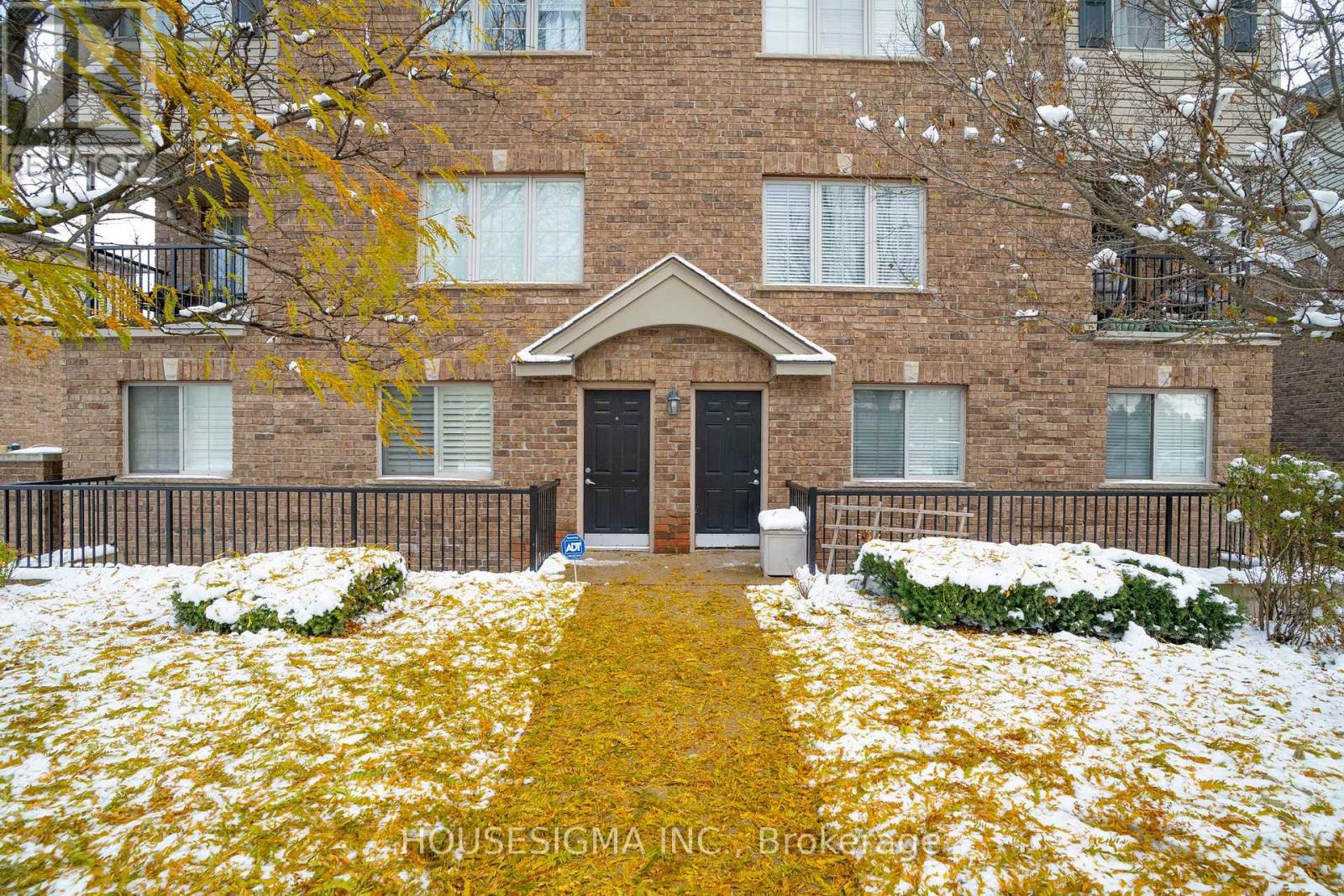 C17 - 12 HOLBORN DRIVE, Kitchener, Ontario