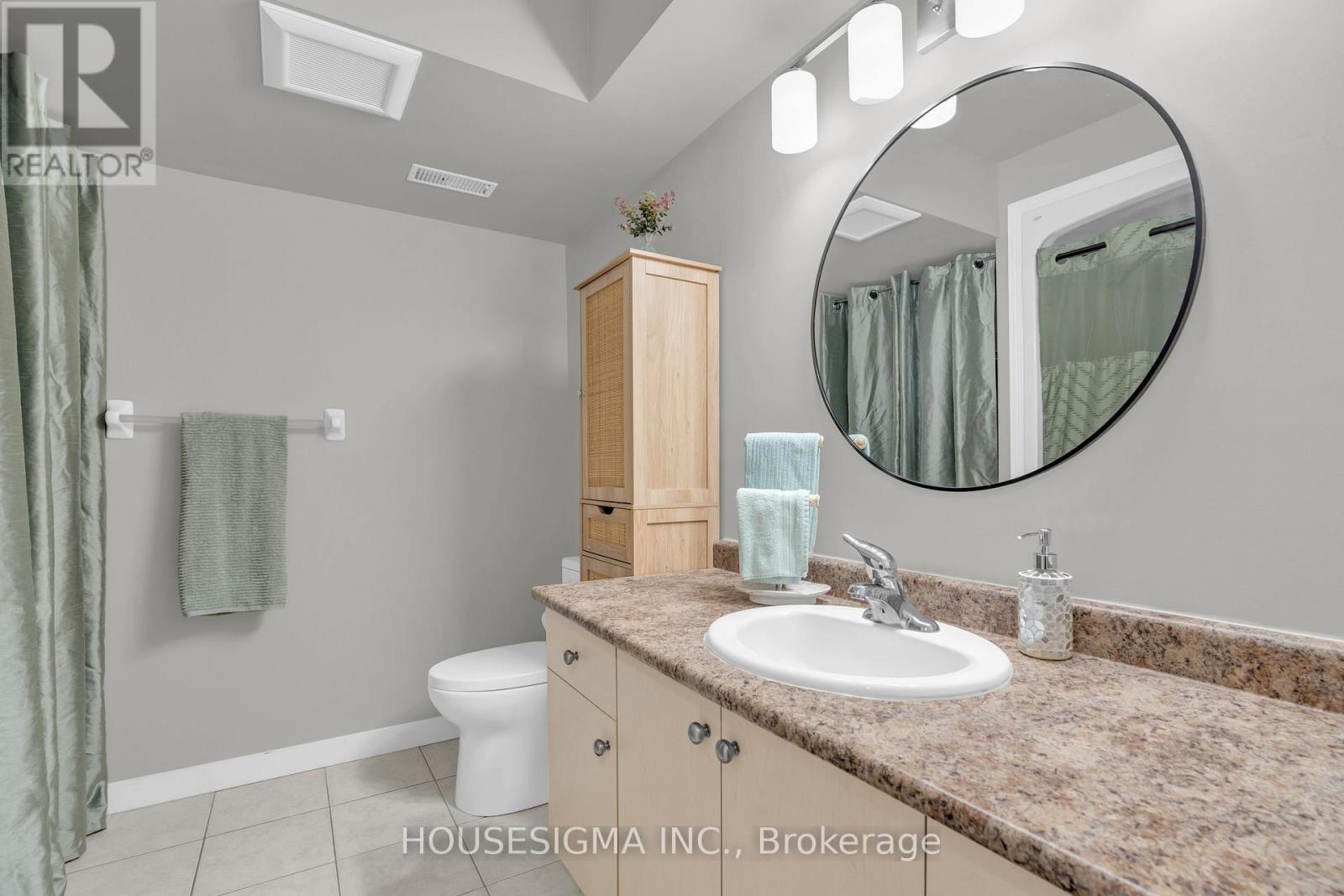 C17 - 12 Holborn Drive, Kitchener, Ontario  N2A 0A4 - Photo 11 - X12537594