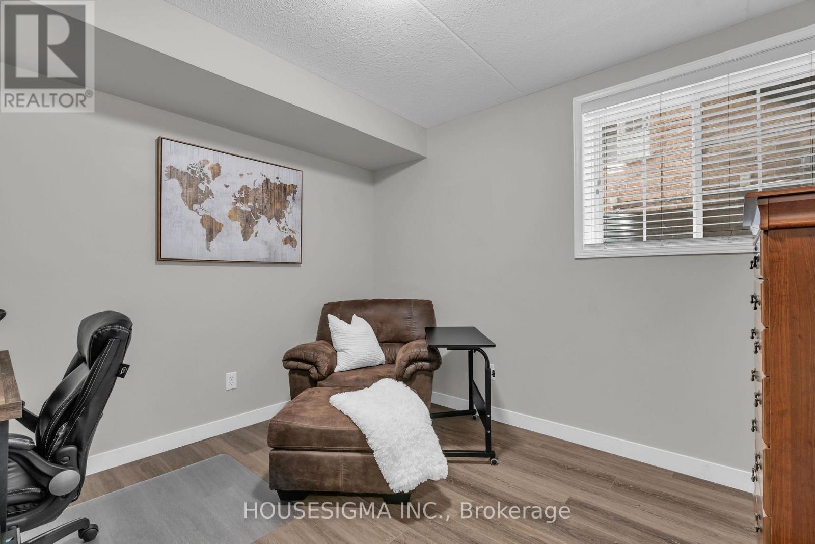C17 - 12 Holborn Drive, Kitchener, Ontario  N2A 0A4 - Photo 16 - X12537594
