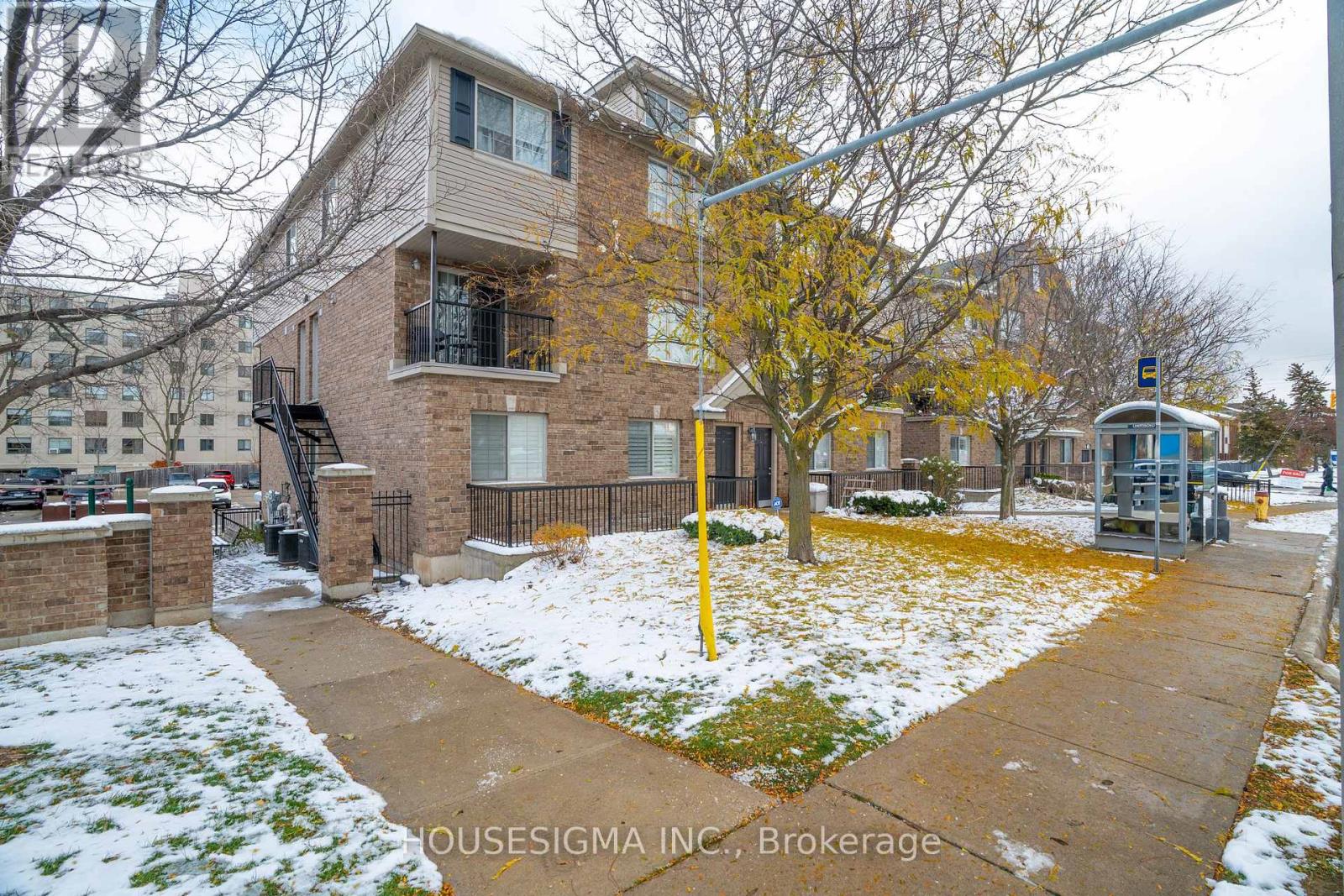 C17 - 12 Holborn Drive, Kitchener, Ontario  N2A 0A4 - Photo 18 - X12537594