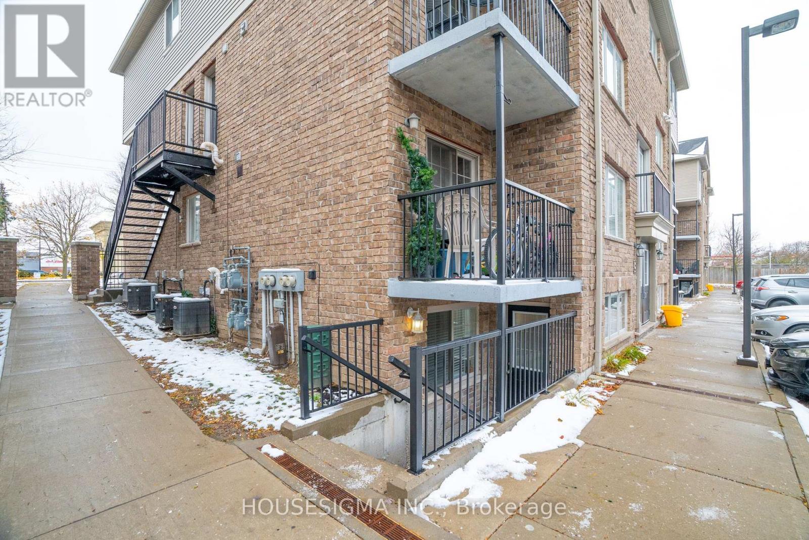 C17 - 12 Holborn Drive, Kitchener, Ontario  N2A 0A4 - Photo 21 - X12537594