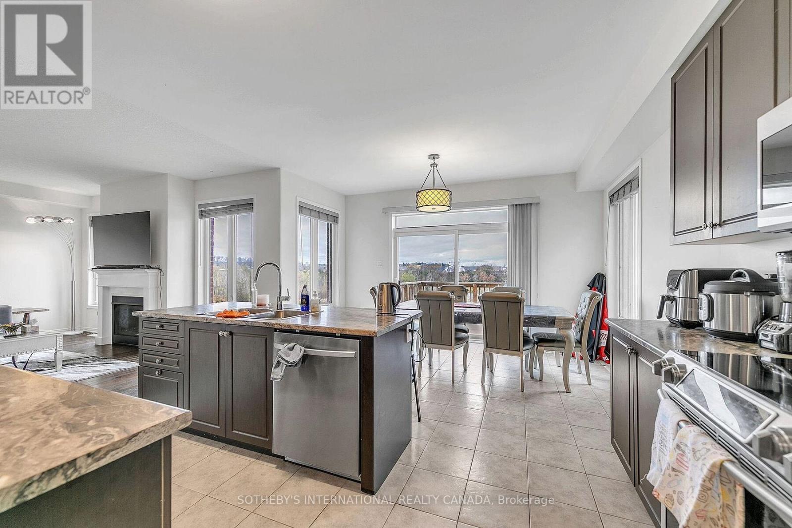 238 Dolman Street, Woolwich, Ontario  N0B 1M0 - Photo 21 - X12537618