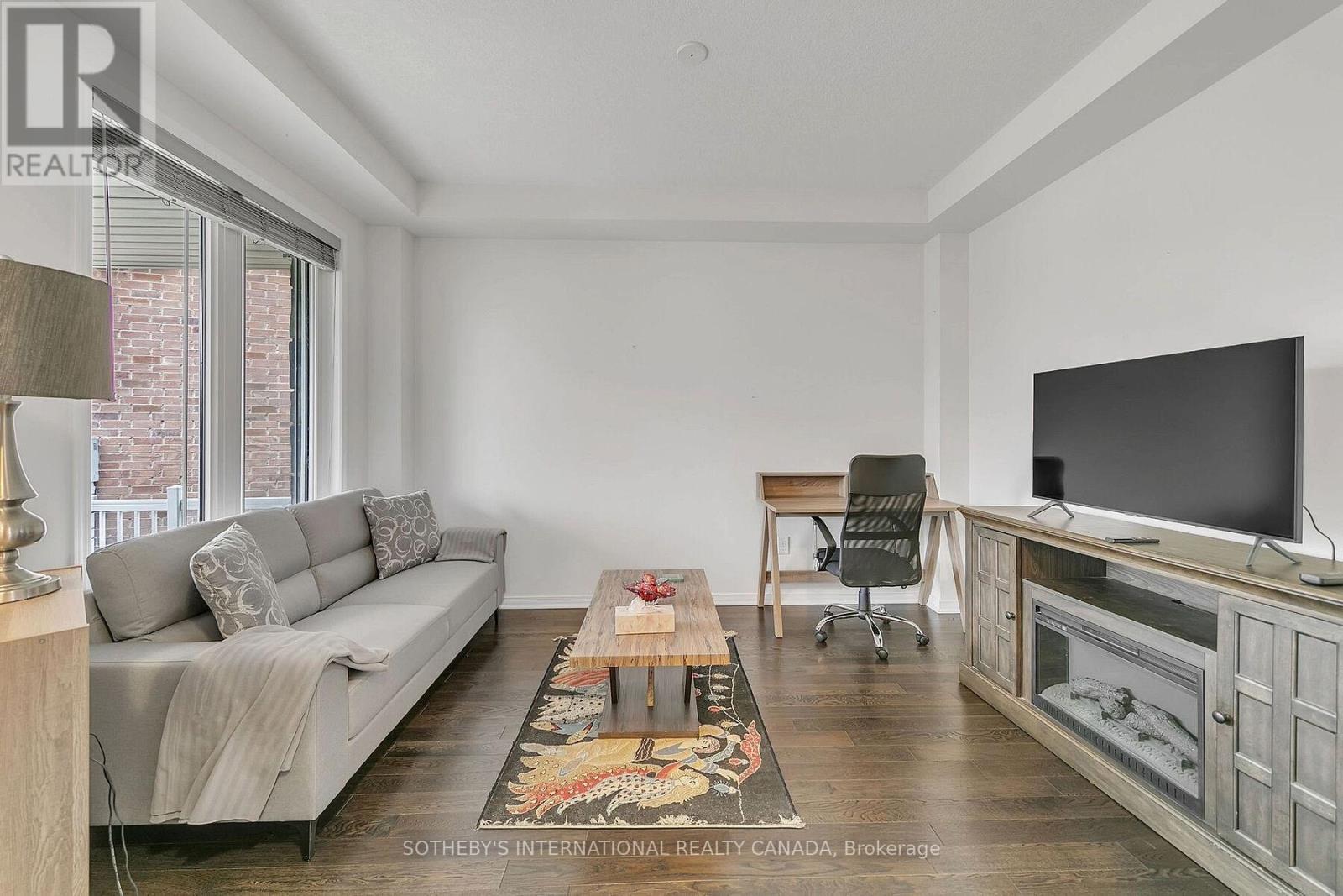 238 Dolman Street, Woolwich, Ontario  N0B 1M0 - Photo 6 - X12537618