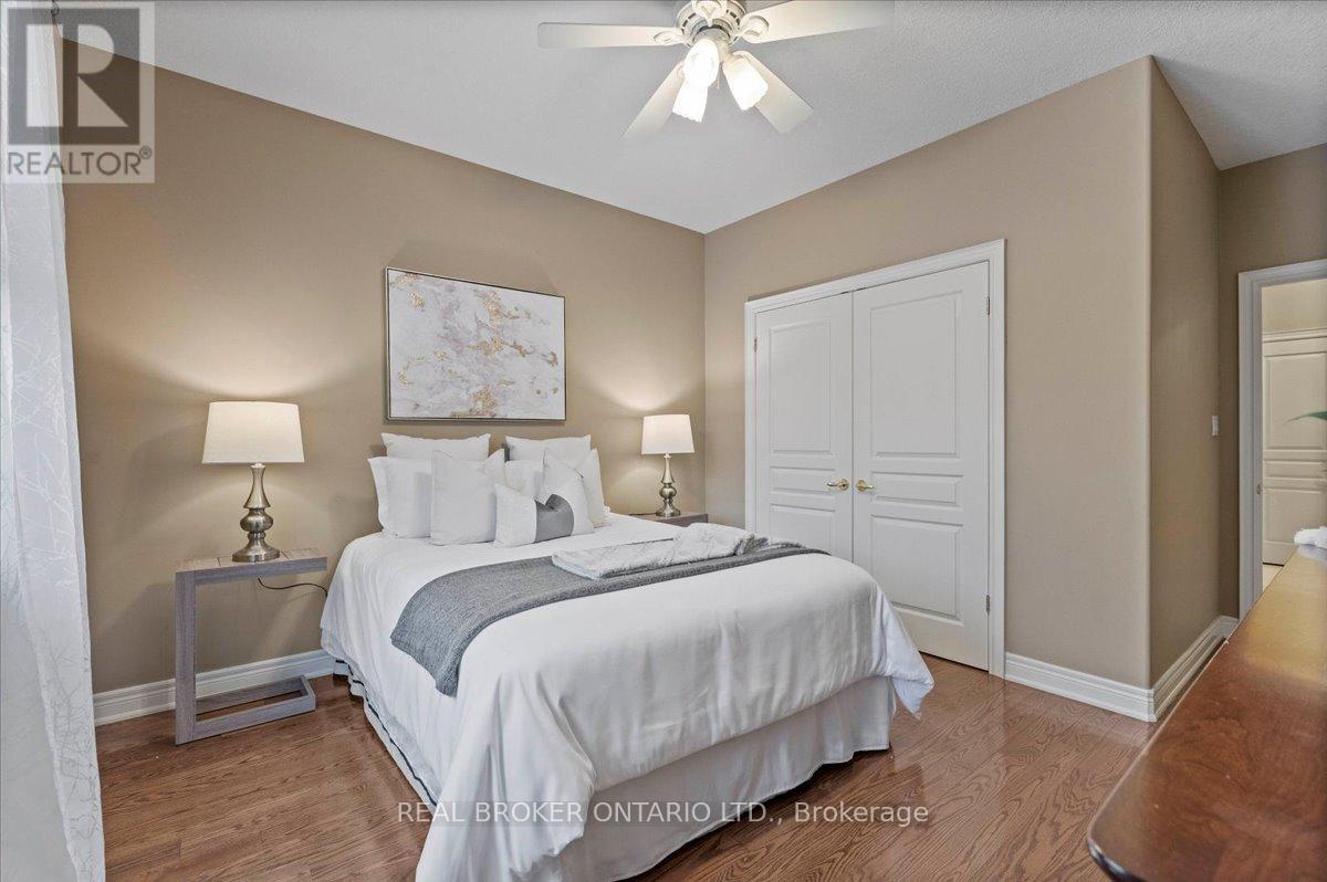 392 Deer Ridge Drive, Kitchener, Ontario  N2P 2S6 - Photo 23 - X12537622