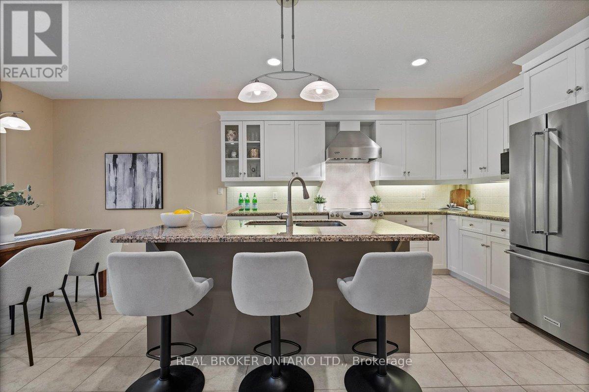 392 Deer Ridge Drive, Kitchener, Ontario  N2P 2S6 - Photo 6 - X12537622