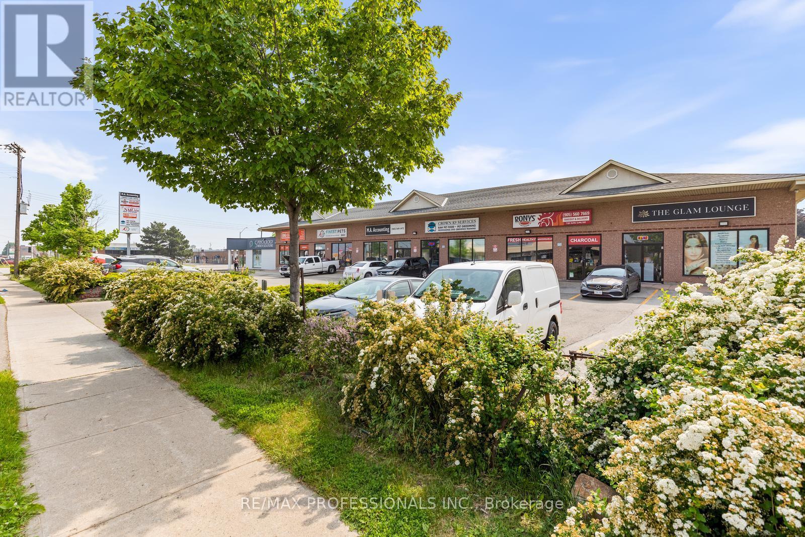 2 - 312 GRAYS ROAD, Hamilton, Ontario