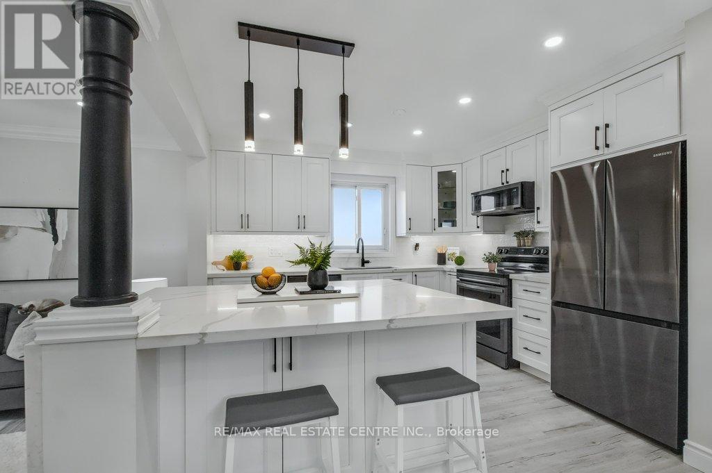 19 Apple Ridge Drive, Kitchener, Ontario  N2P 2S2 - Photo 15 - X12537696