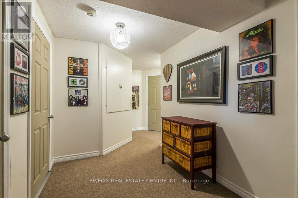 19 Apple Ridge Drive, Kitchener, Ontario  N2P 2S2 - Photo 37 - X12537696