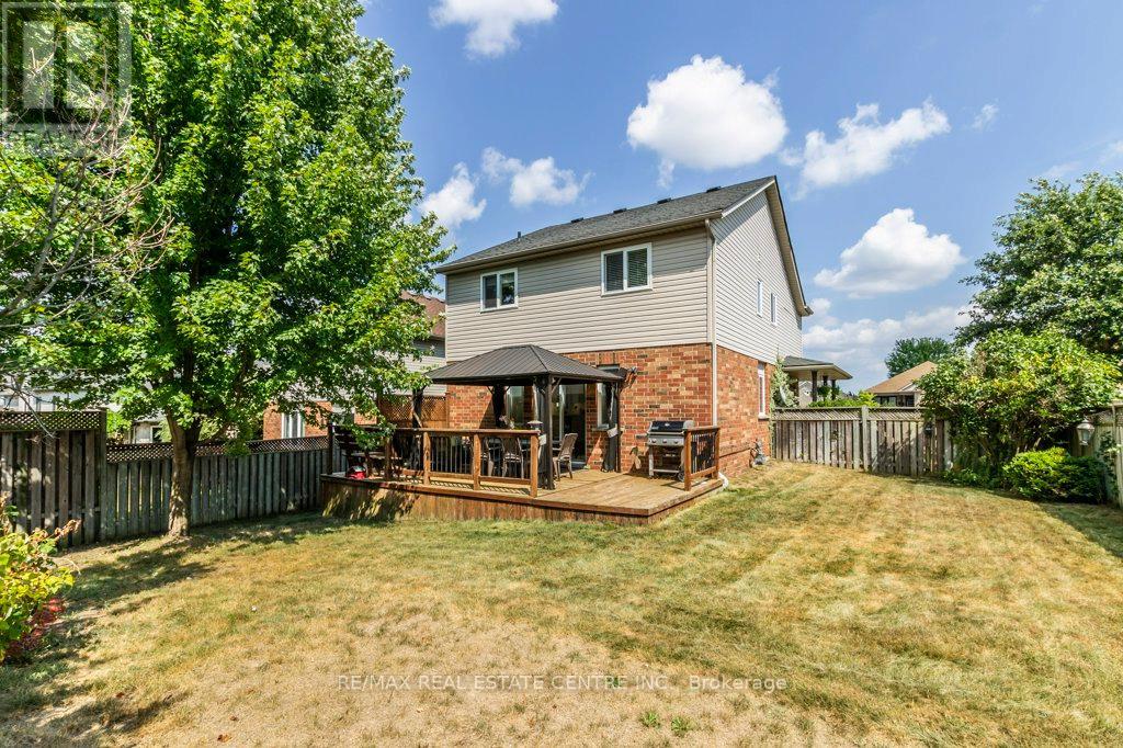 19 Apple Ridge Drive, Kitchener, Ontario  N2P 2S2 - Photo 45 - X12537696