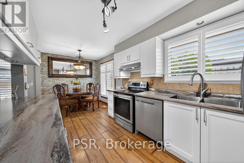 117 Sunrise Drive, Hamilton, Ontario  L8K 4C5 - Photo 15 - X12537708