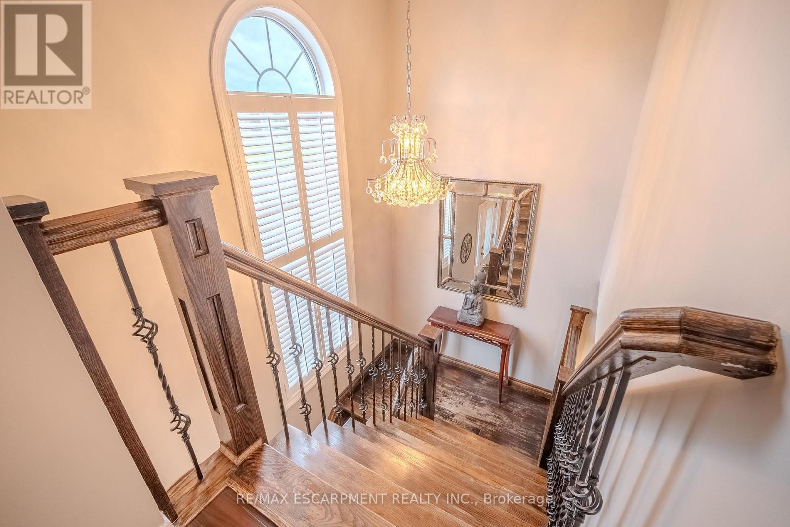 139 Brigade Drive, Hamilton, Ontario  L9B 2B9 - Photo 15 - X12537750