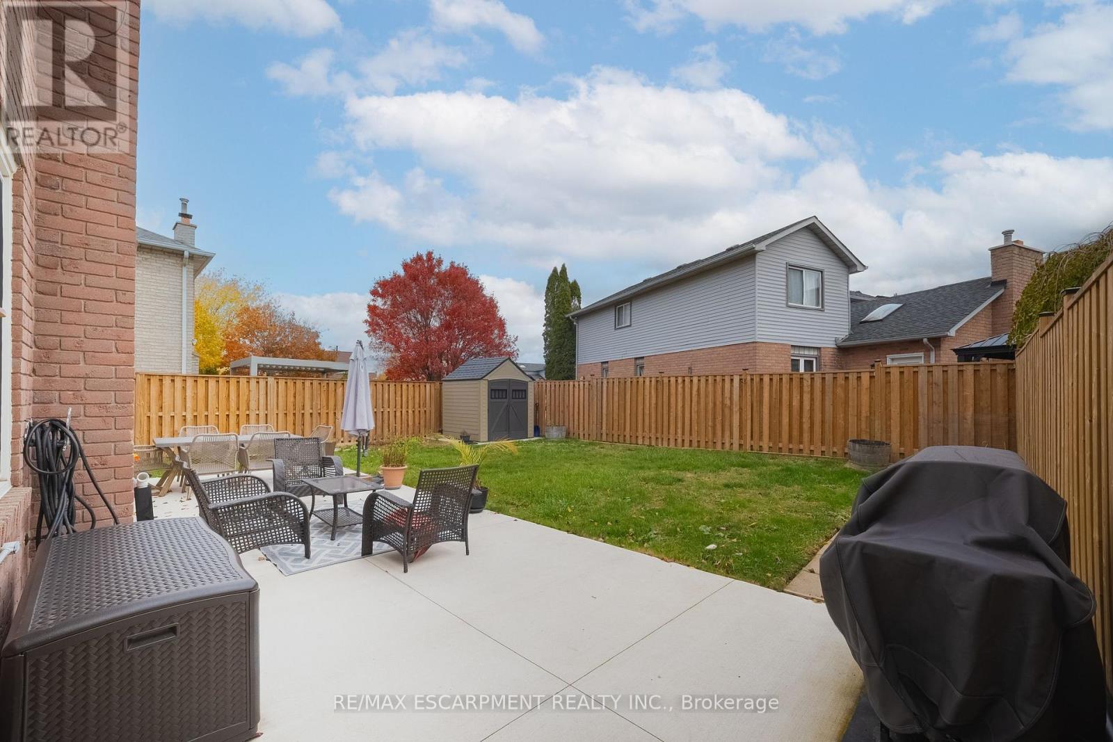 139 Brigade Drive, Hamilton, Ontario  L9B 2B9 - Photo 33 - X12537750