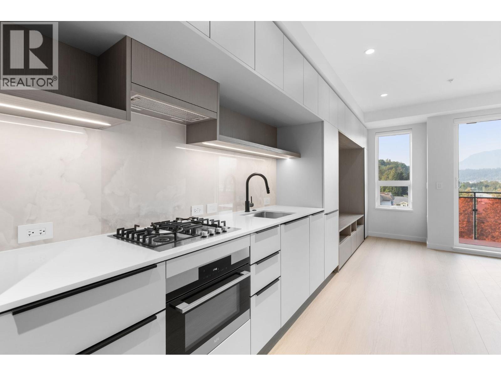 412 2015 St. Johns Street, Port Moody, British Columbia  V3H 0N5 - Photo 4 - R3066633