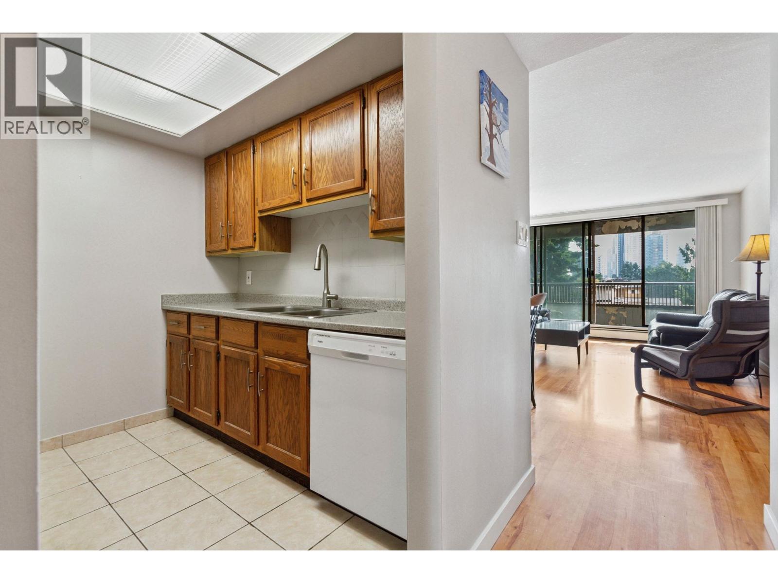 505 6595 Willingdon Avenue, Burnaby, British Columbia  V5H 4E5 - Photo 12 - R3066634