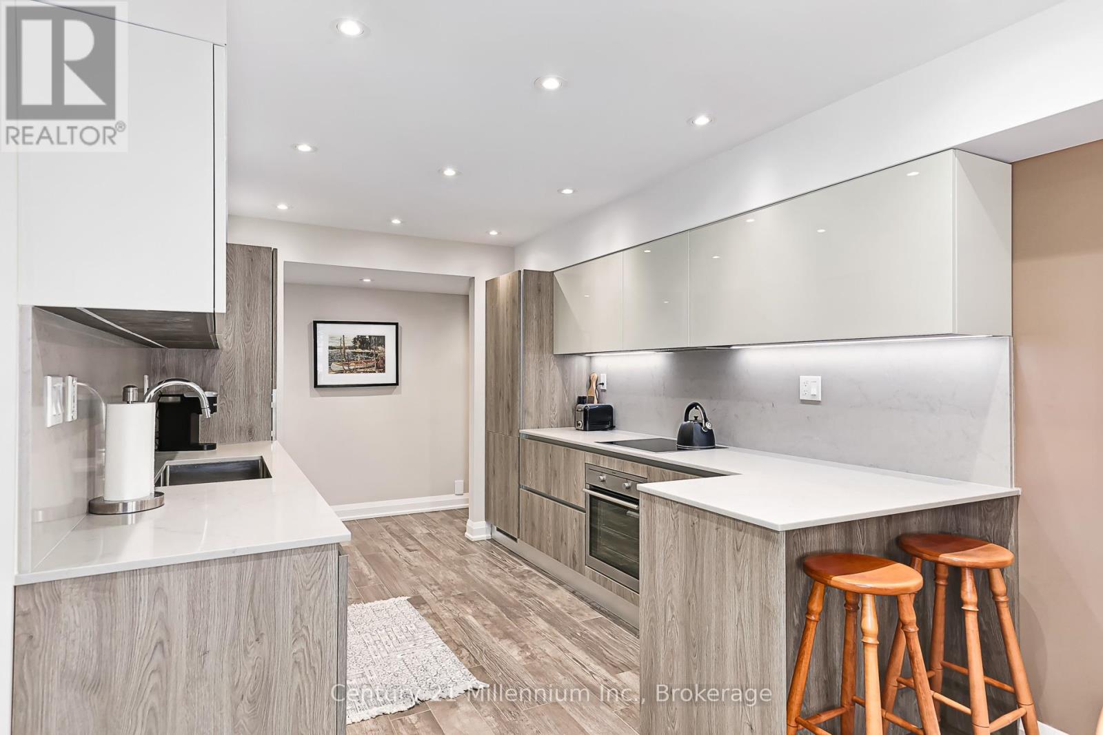 102 - 110 Fairway Court, Blue Mountains, Ontario  L9Y 0P8 - Photo 13 - X12537784