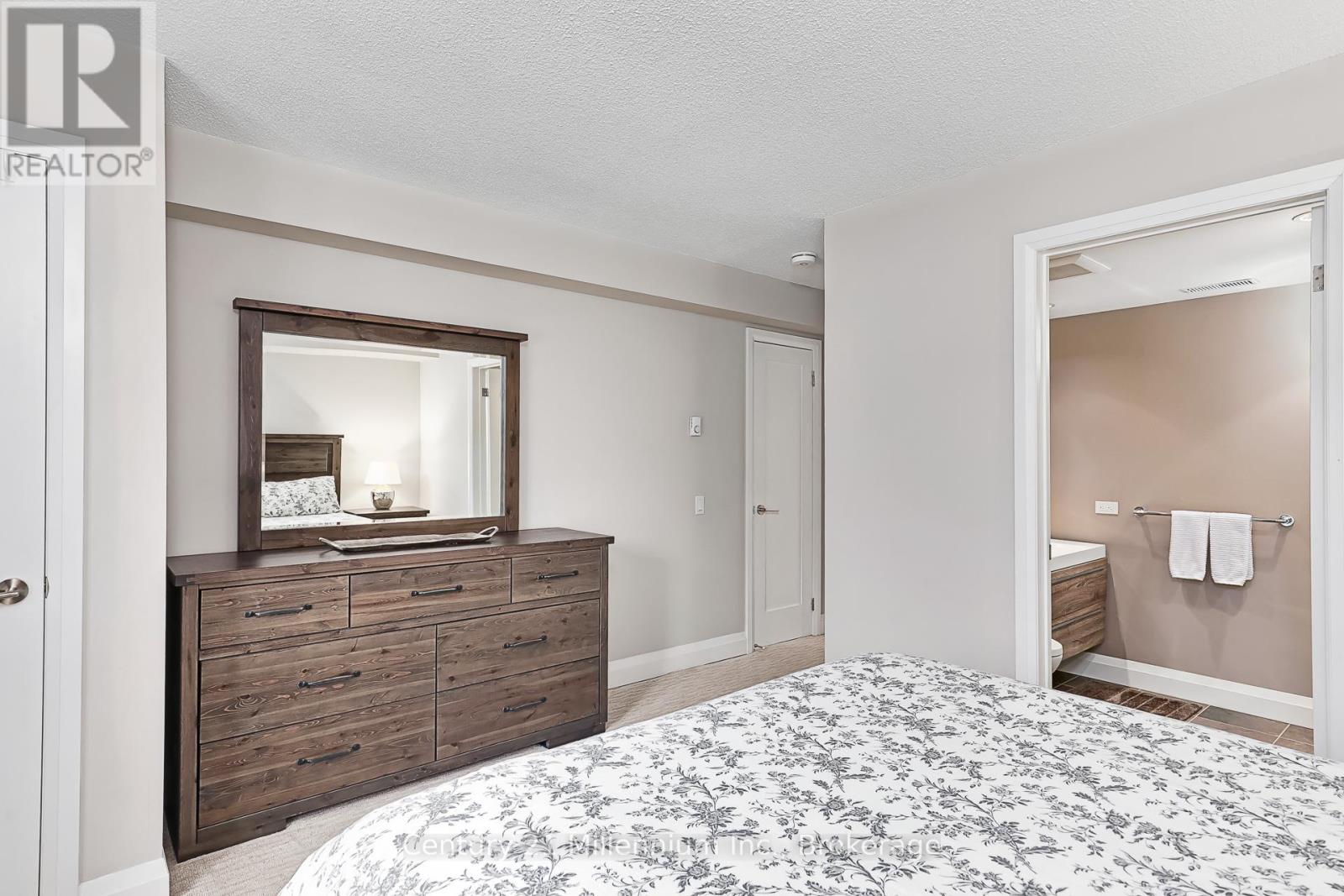 102 - 110 Fairway Court, Blue Mountains, Ontario  L9Y 0P8 - Photo 20 - X12537784