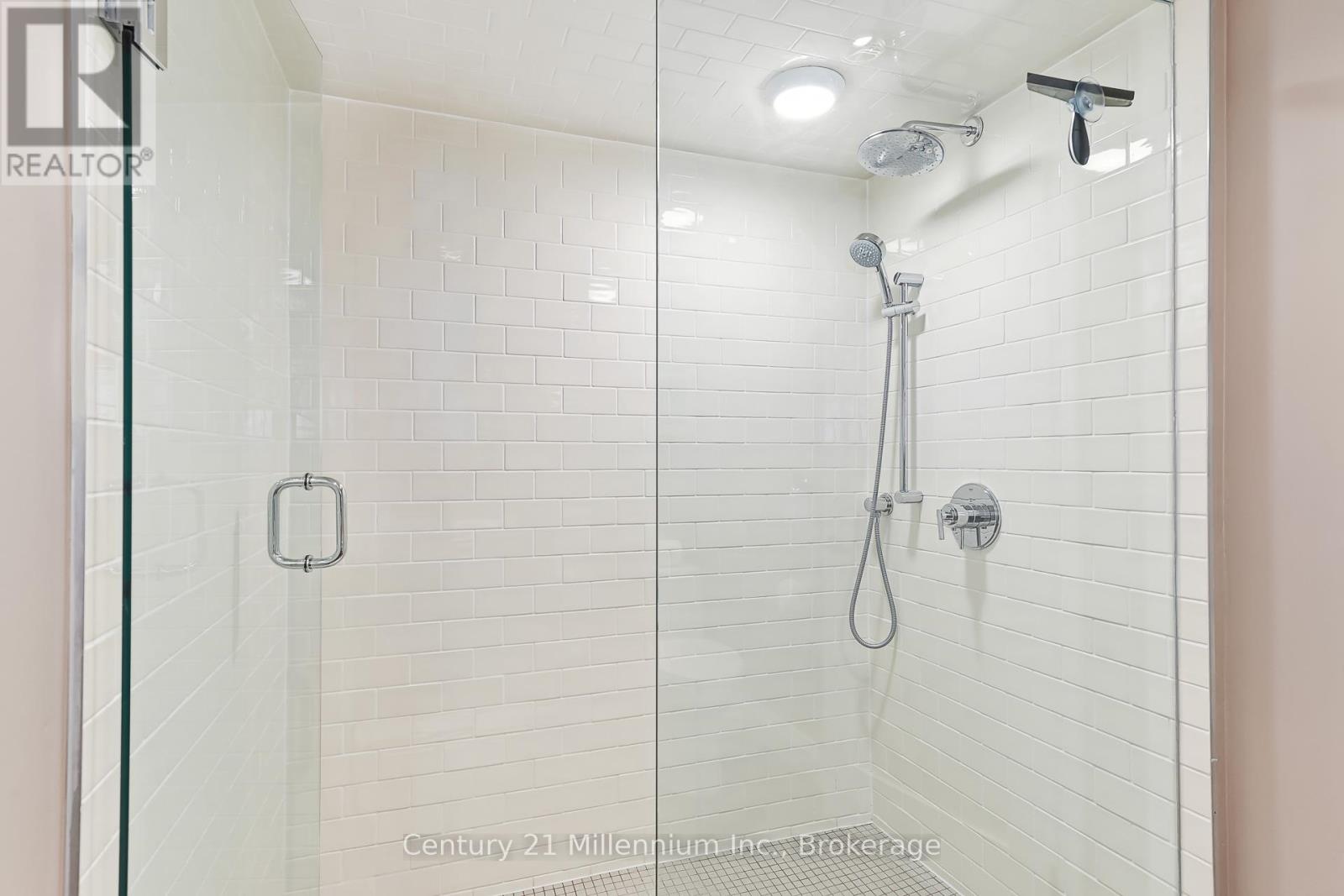 102 - 110 Fairway Court, Blue Mountains, Ontario  L9Y 0P8 - Photo 22 - X12537784