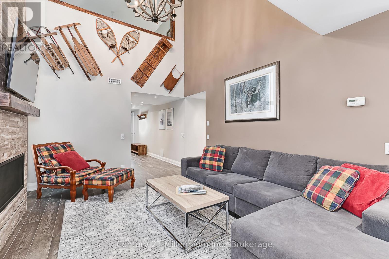 102 - 110 Fairway Court, Blue Mountains, Ontario  L9Y 0P8 - Photo 6 - X12537784