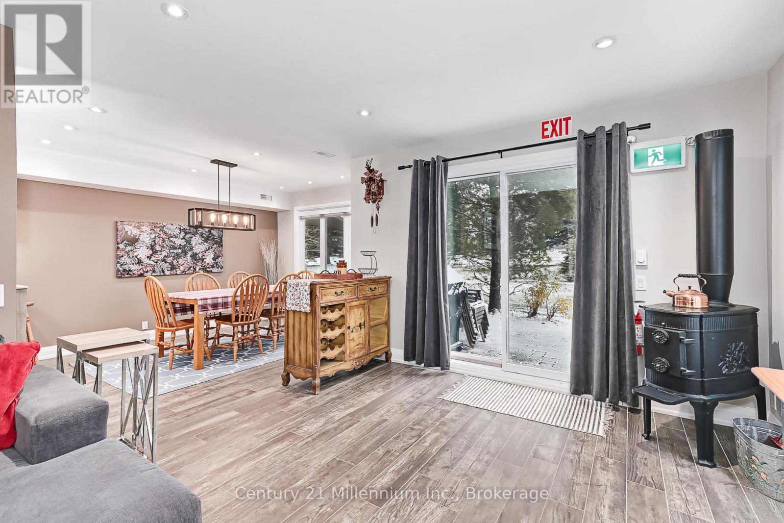 102 - 110 Fairway Court, Blue Mountains, Ontario  L9Y 0P8 - Photo 7 - X12537784