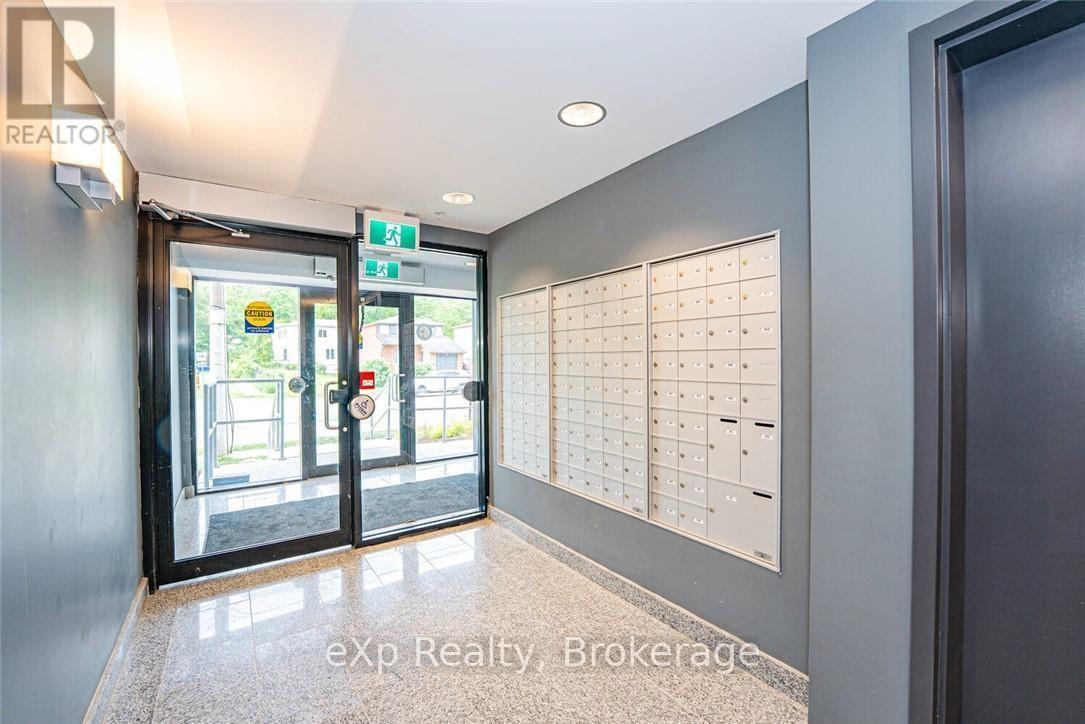 206 - 595 Strasburg Road, Kitchener, Ontario N2E 4J1 - Photo 15 - X12537862