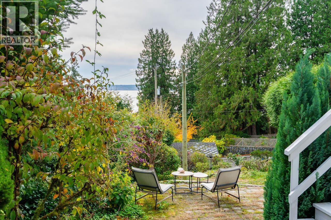 3245 Travers Avenue, West Vancouver, British Columbia  V7V 1G5 - Photo 21 - R3066649